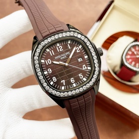 Patek Philippe. Элегантные мужские часы классического дизайна с т