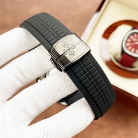 Patek Philippe. Элегантные мужские часы классического дизайна с т
