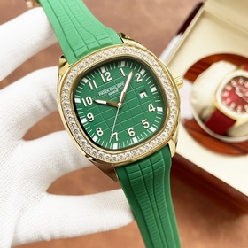 Patek Philippe. Элегантные мужские часы классического дизайна с т
