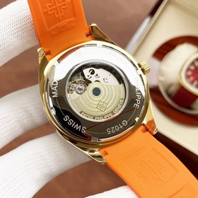 Patek Philippe. Элегантные мужские часы классического дизайна с т