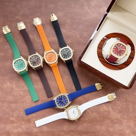 Patek Philippe. Элегантные мужские часы классического дизайна с т