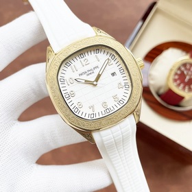 Patek Philippe. Элегантные мужские часы классического дизайна с т