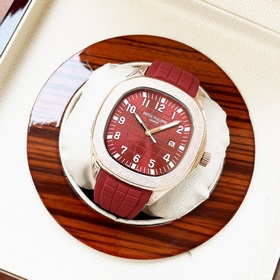 Patek Philippe. Элегантные мужские часы классического дизайна с т