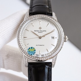 Новая модель с полным корпусом из кирпича от Patek Philippe, попу