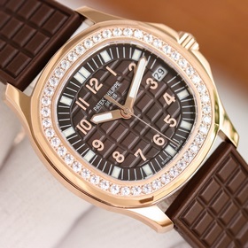 Новая механическая женская часы Patek Philippe AQUANAUT появилась