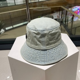 PRADA Прада Женская весенняя/летняя легкая кепка в стиле рыбацкой