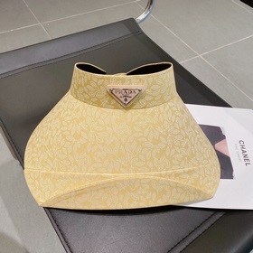 PRADA Пудра с открытой макушкой и складной козырькой