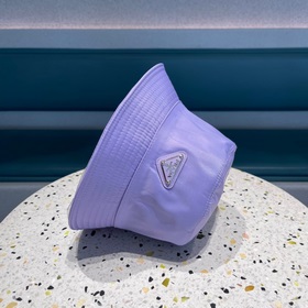 PRADA Рыбацкая кепка PRADA Рыбацкая кепка Новая модель для модниц
