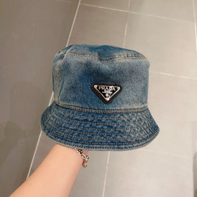 Prada джинсовая рыбацкая кепка, обхват головы 57 см