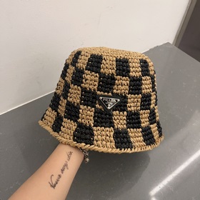 PRADA Передник, полностью связанный вручную, шляпа для защиты от