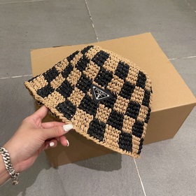PRADA Передник, полностью связанный вручную, шляпа для защиты от 