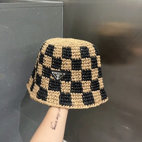 PRADA Передник, полностью связанный вручную, шляпа для защиты от 
