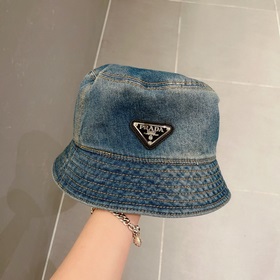 Prada джинсовая рыбацкая кепка, обхват головы 57 см