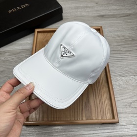 Prada. Высочайшее качество Новейшая модель! Модный, высококачеств