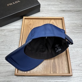 Prada. Высочайшее качество Новейшая модель! Модный, высококачеств