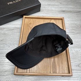 Prada. Высочайшее качество Новейшая модель! Модный, высококачеств