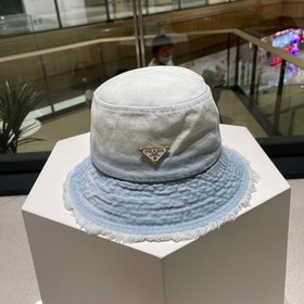 Prada джинсовая кепка-рыбачка, эффект вымытого цвета, идеальный а