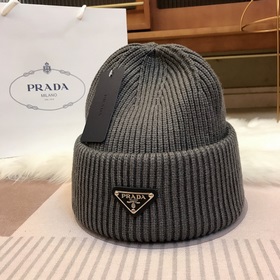 PRADA 2023 осенне-зимняя коллекция вязаных шапок, чрезвычайно поп