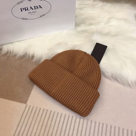 PRADA 2023 осенне-зимняя коллекция вязаных шапок, чрезвычайно поп