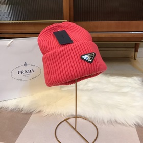PRADA 2023 осенне-зимняя коллекция вязаных шапок, чрезвычайно поп
