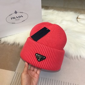 PRADA 2023 осенне-зимняя коллекция вязаных шапок, чрезвычайно поп