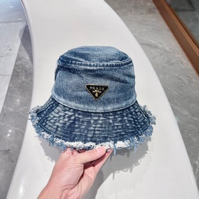 Prada весна-лето, новая модель джинсовой рыбацкой кепки Ретро-сти