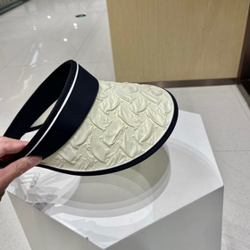 PRADA Прада шляпа с широкими полями, кепка с козырьком,