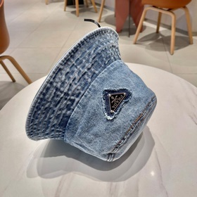 Prada, новая модель рыбацкой кепки из джинсовой ткани, изысканный