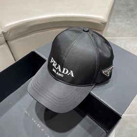 PRADA Пrada Новая бейсболка, версия для покупки через посредника!