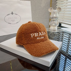 Prada (Прада) Оригинальная шерстяная бейсболка, металлическая эмб