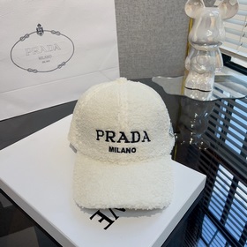 Prada (Прада) Оригинальная шерстяная бейсболка, металлическая эмб