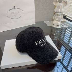 Prada (Прада) Оригинальная шерстяная бейсболка, металлическая эмб