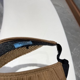 PRADA Пальто из соломы, шляпа с открытой макушкой, высокое качест