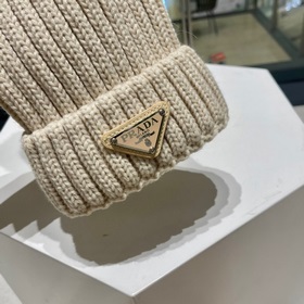 PRADA 2023 осень-зима, в комплекте с меховым помпоном, вязаная ша