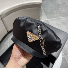 Новая беретка Prada Форма отлично сидит на голове. Видят лицо мен
