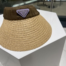 PRADA Пудра с открытой макушкой и складной козырькой