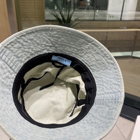 PRADA Прада Женская весенняя/летняя легкая кепка в стиле рыбацкой