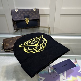 Новейшая шерстяная вязаная шапка от официального сайта PRADA, точ