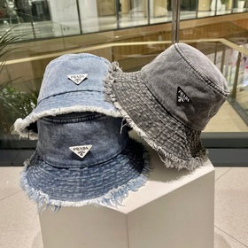 PRADA Ретро-кепка из джинсовой ткани с неровными краями для женщи