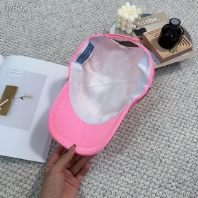 PRADA Пrada Новая бейсболка. Модная и высококачественная! Оцените
