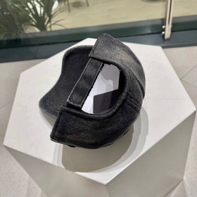 Pr@da Prada джинсовая бейсболка с треугольным козырьком Джинсовый