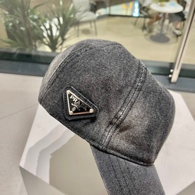 Pr@da Prada джинсовая бейсболка с треугольным козырьком Джинсовый