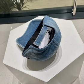 Pr@da Prada джинсовая бейсболка с треугольным козырьком Джинсовый