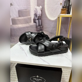 Новые мужские сандалии Prad-Prada поступили в продажу. Официальны