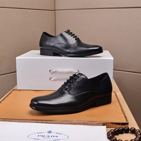Торговая марка товара： Prada «Prada» Оригинальные кожаные туфли д