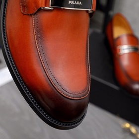 Торговая марка товара： PRADA «Prada» Официальная обувь Размеры： 3