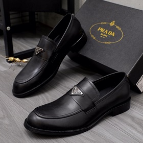 Торговая марка товара： PRADA «Prada» Официальная обувь Размеры： 3