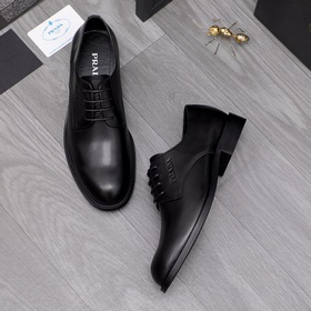 Торговая марка товара： PRADA «Prada» Официальная обувь Размеры： 3