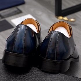 Торговая марка товара： PRADA «Prada» Официальная обувь Размеры： 3