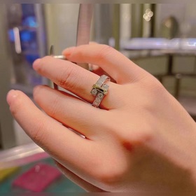 Модель Tiffany. Новый дизайн Tiffany 23C. Кольцо с бриллиантами д